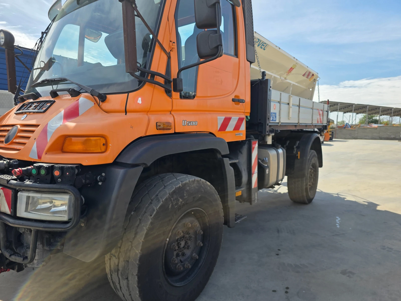 Mercedes-Benz UNIMOG U 500 L самосвал, снимка 9 - Камиони - 56223277