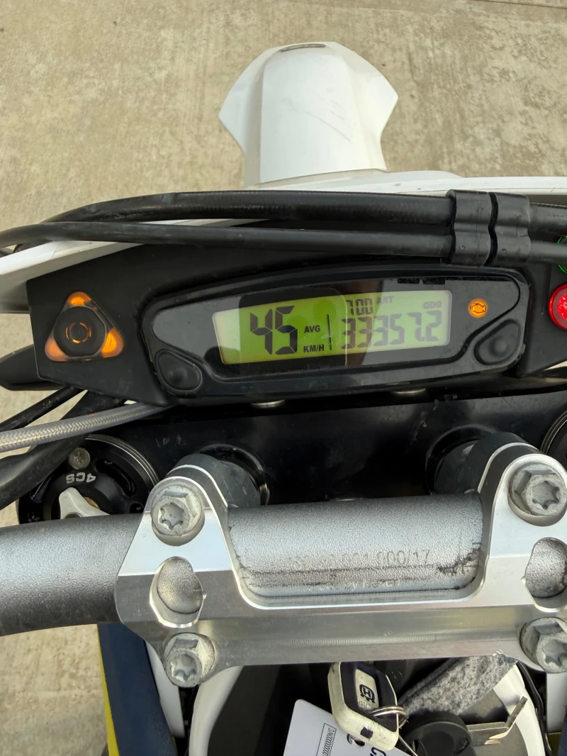 Husqvarna Svartpilen 701 ENDURO 701 2018, снимка 9 - Мотоциклети и мототехника - 53417271