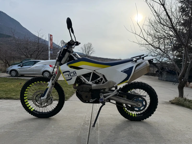 Husqvarna Svartpilen 701 ENDURO 701 2018, снимка 5 - Мотоциклети и мототехника - 53417271