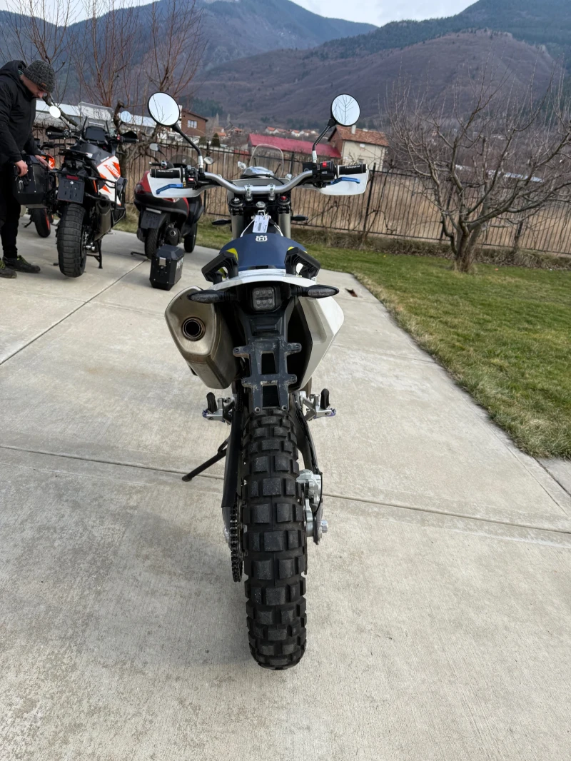 Husqvarna Svartpilen 701 ENDURO 701 2018, снимка 7 - Мотоциклети и мототехника - 53417271