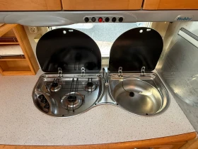 Каравана Hobby Exclusive 560 UFF Queen bed+ Форсет | Auto.bg — изображение 9