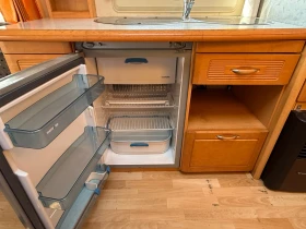 Каравана Hobby Exclusive 560 UFF Queen bed+ Форсет | Auto.bg — изображение 8