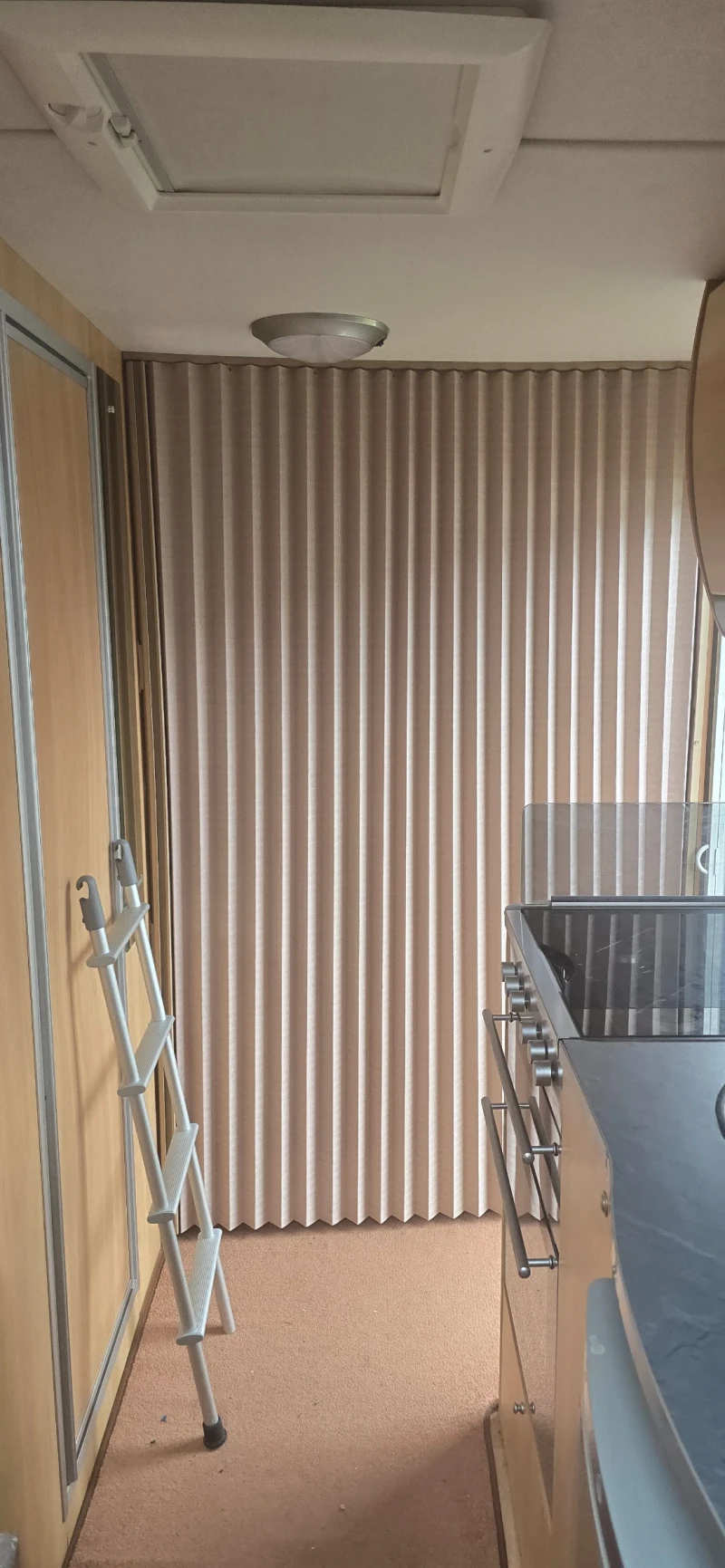 Каравана Sterckeman SERLING, снимка 14 - Каравани и кемпери - 52355841