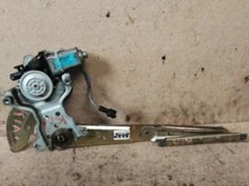 Стъклоповдигач преден десен Kia Carnival Td  1998-2006, снимка 1