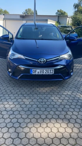 Обява за продажба на Toyota Avensis ~30 000 лв. - изображение 1