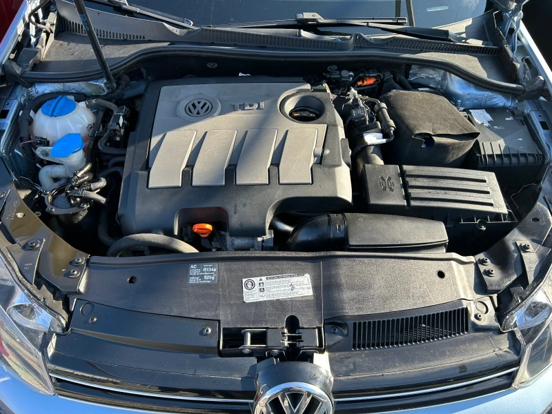 VW Golf 1.6TDI EURO 5, снимка 16 - Автомобили и джипове - 49547291