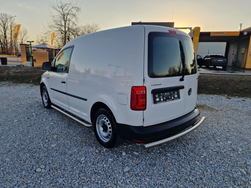 VW Caddy Уникат !, снимка 7 - Автомобили и джипове - 49571843