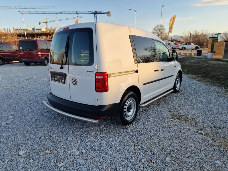 VW Caddy Уникат !, снимка 5 - Автомобили и джипове - 49571843
