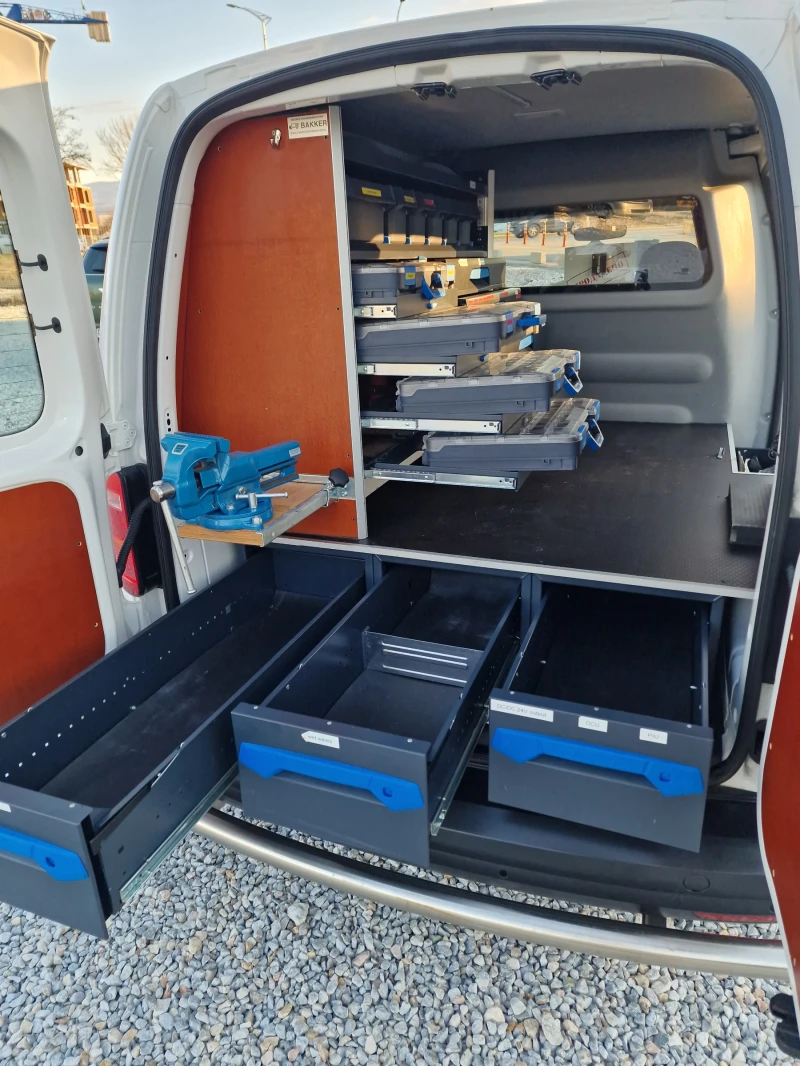 VW Caddy Уникат !, снимка 13 - Автомобили и джипове - 49571843