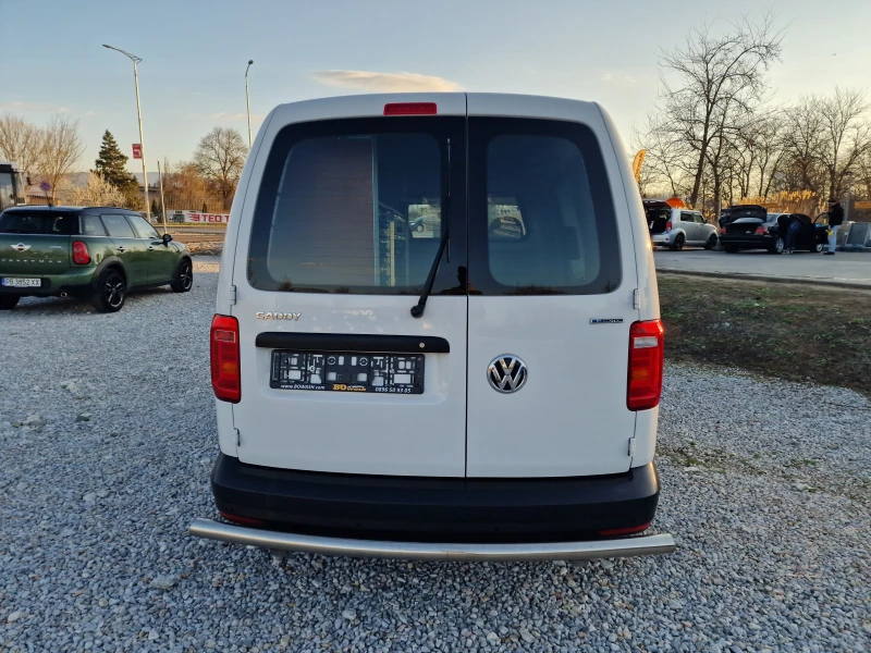 VW Caddy Уникат !, снимка 6 - Автомобили и джипове - 49571843