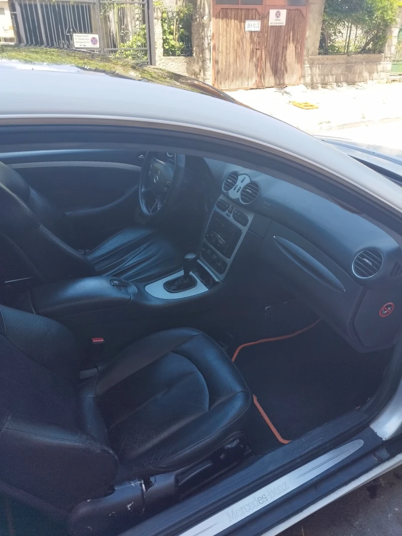 Mercedes-Benz CLK 240