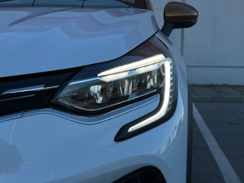 Renault Captur E-Tech Plug-In Hybrid/FULL, снимка 9 - Автомобили и джипове - 52370978