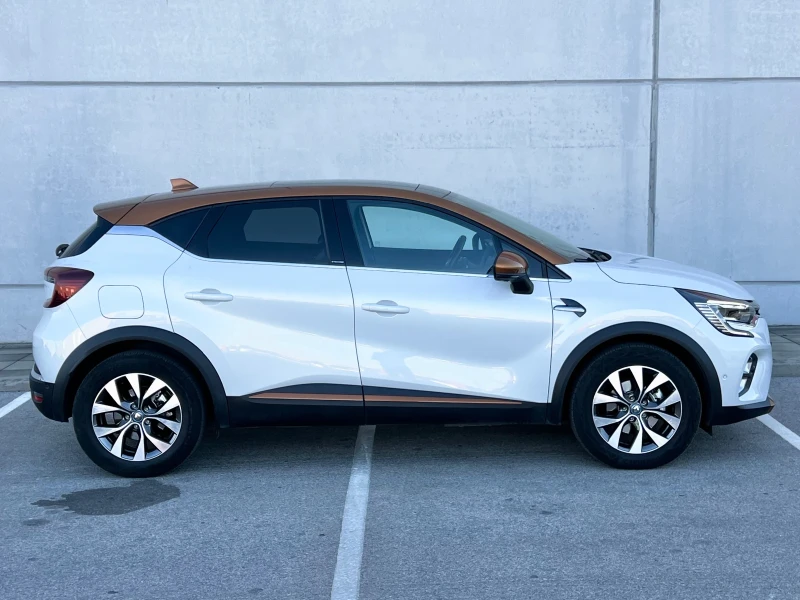 Renault Captur E-Tech Plug-In Hybrid/FULL, снимка 2 - Автомобили и джипове - 52370978