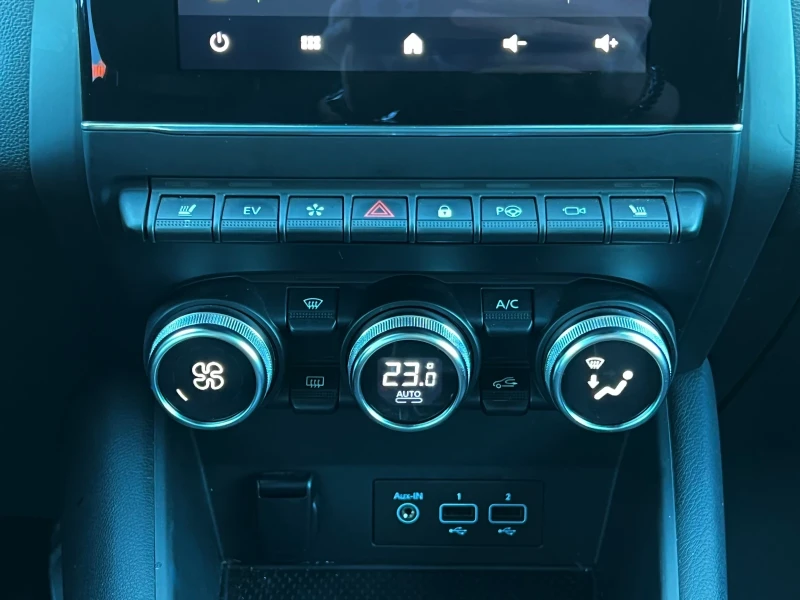 Renault Captur E-Tech Plug-In Hybrid/FULL, снимка 16 - Автомобили и джипове - 52370978