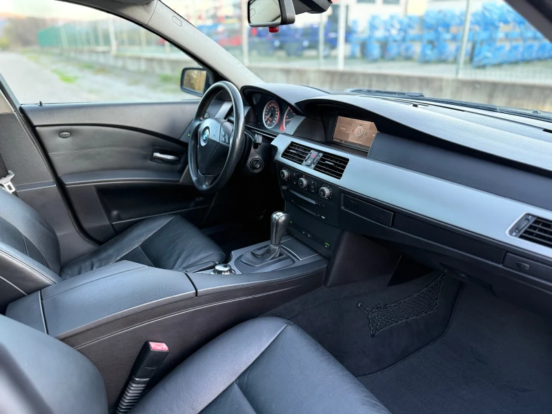 BMW 530 3.0d~218hp~M-PACK~ПАНОРАМА-HEAD UP!, снимка 15 - Автомобили и джипове - 52528437