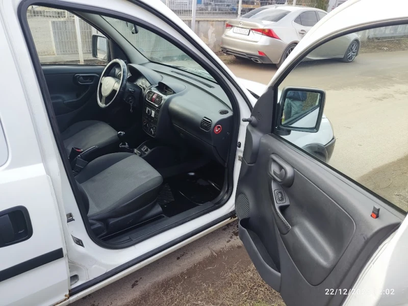 Opel Combo, снимка 7 - Автомобили и джипове - 52873987