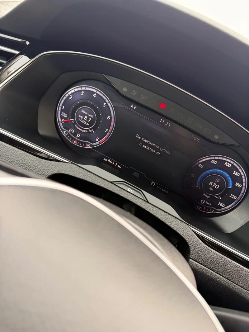 VW Passat, снимка 8 - Автомобили и джипове - 52884339