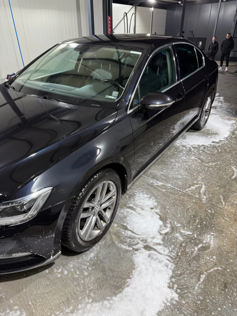 VW Passat, снимка 2 - Автомобили и джипове - 52884339