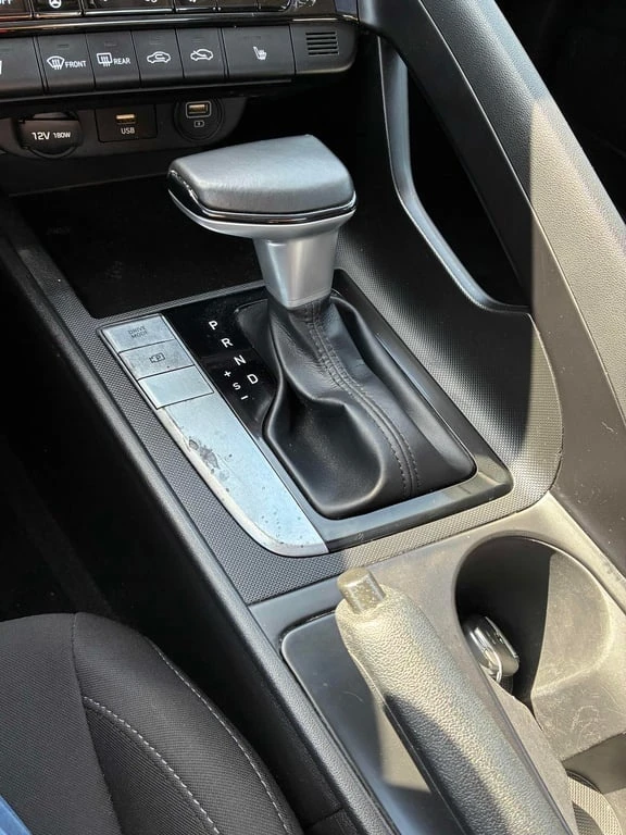 Hyundai Elantra * Preferred * CARFAX *    | Mobile.bg   16