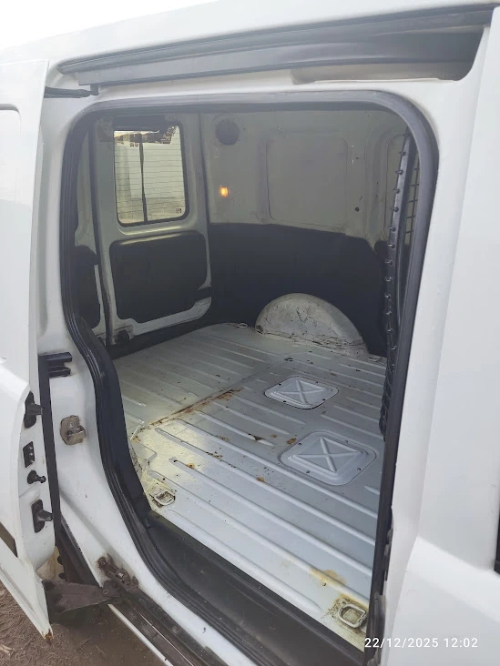 Opel Combo, снимка 6 - Автомобили и джипове - 52873987