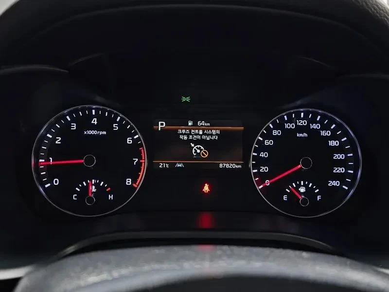 Kia K3, снимка 8 - Автомобили и джипове - 56690451