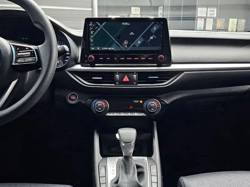 Kia K3, снимка 13 - Автомобили и джипове - 56690451