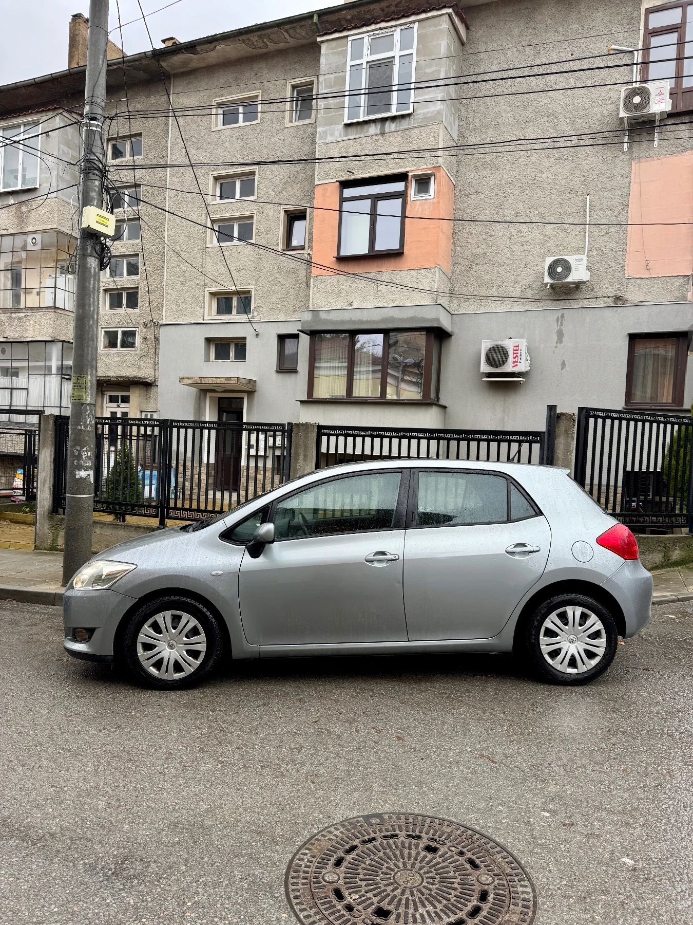 Toyota Auris 1.33 VVTi dual life - изображение 7