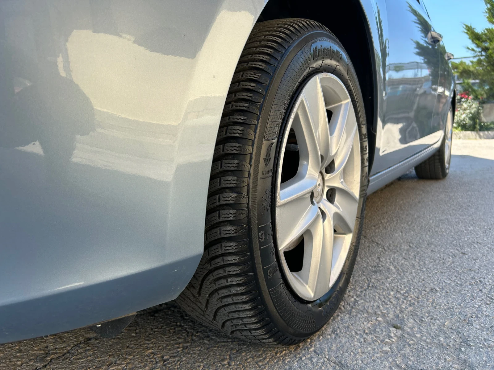 VW Golf 1.6TDI EURO 5 - изображение 8