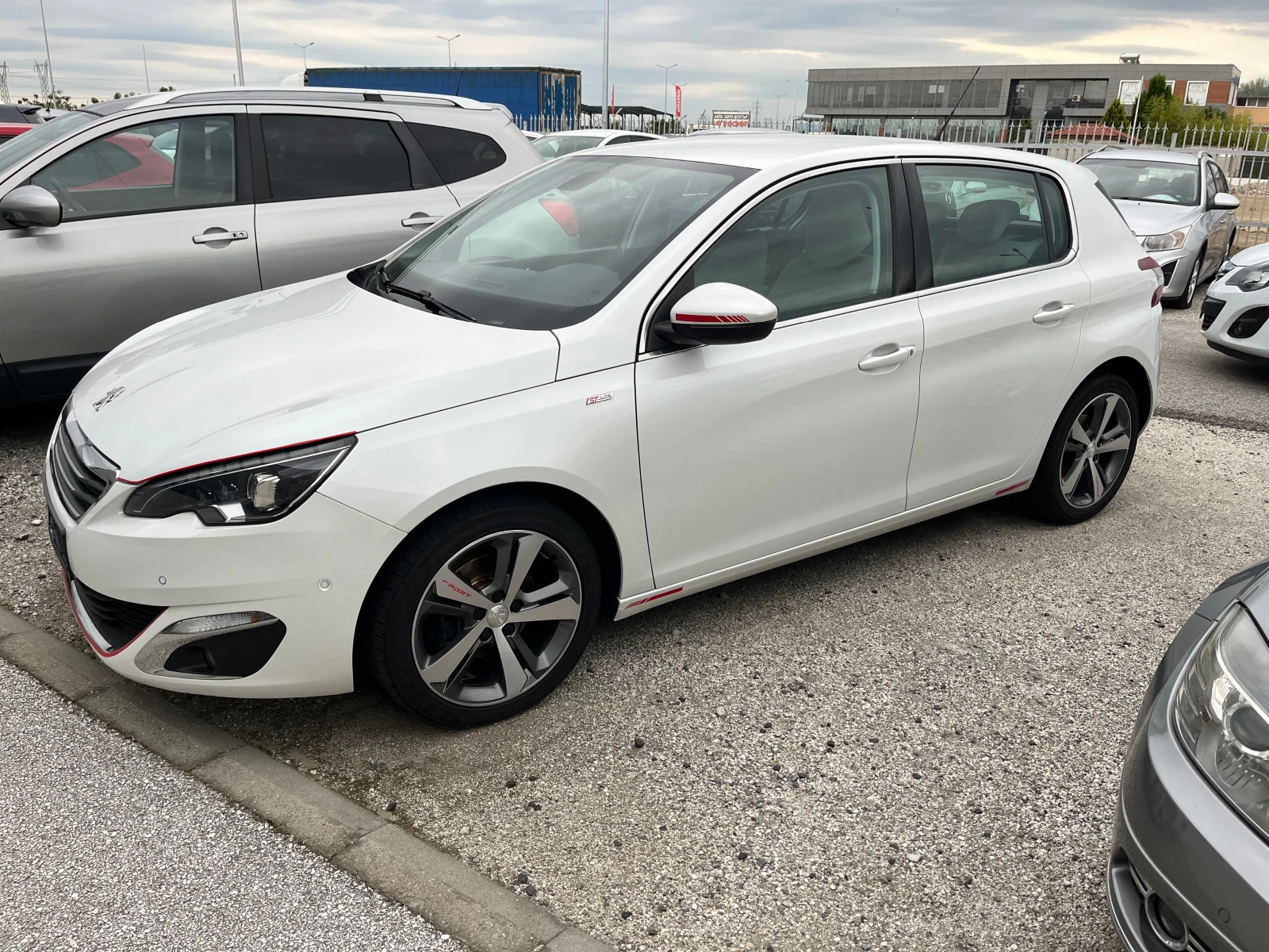 Peugeot 308 1.6 HDI 120k.c - изображение 3