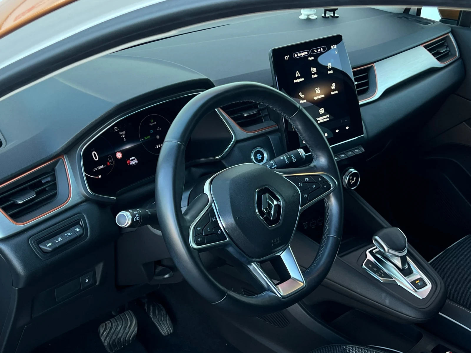 Renault Captur E-Tech Plug-In Hybrid/FULL | Mobile.bg — изображение 14