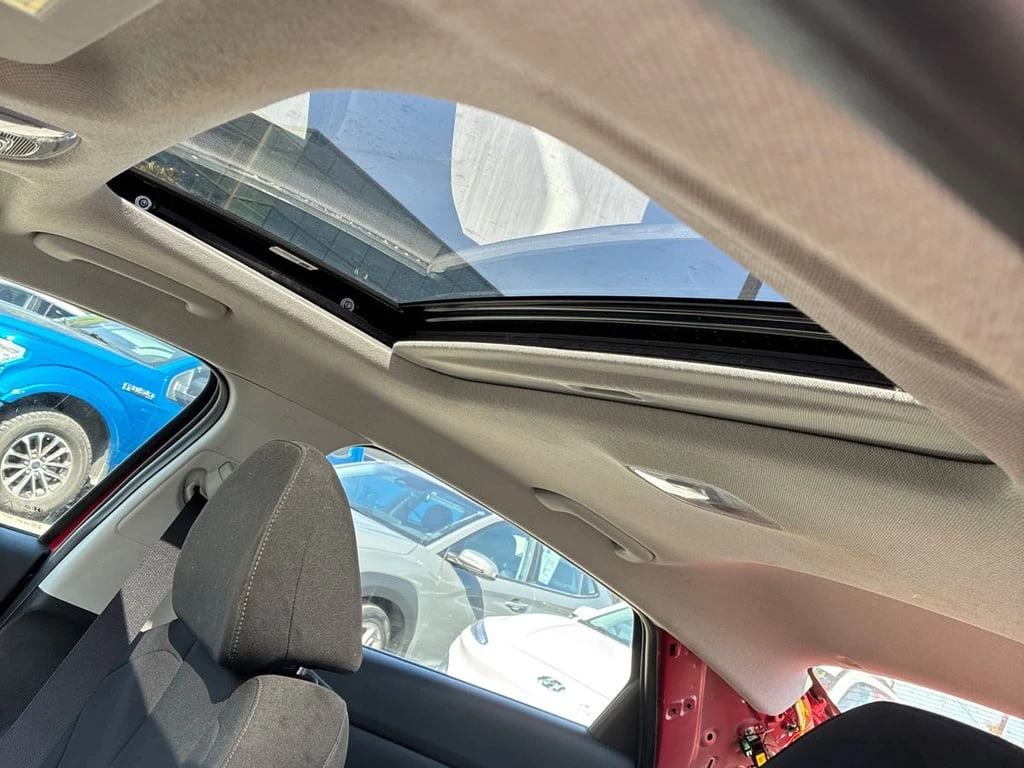 Hyundai Elantra * Preferred * CARFAX *    | Mobile.bg   13