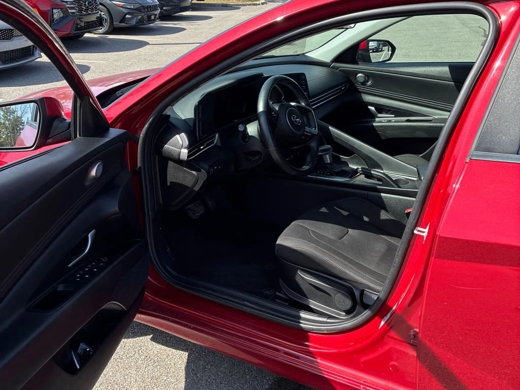 Hyundai Elantra * Preferred * CARFAX *    | Mobile.bg   5