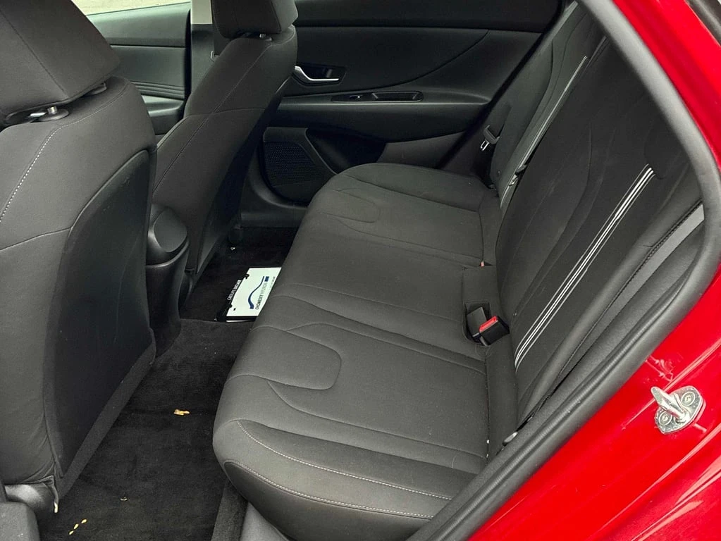 Hyundai Elantra * Preferred * CARFAX *    | Mobile.bg   17