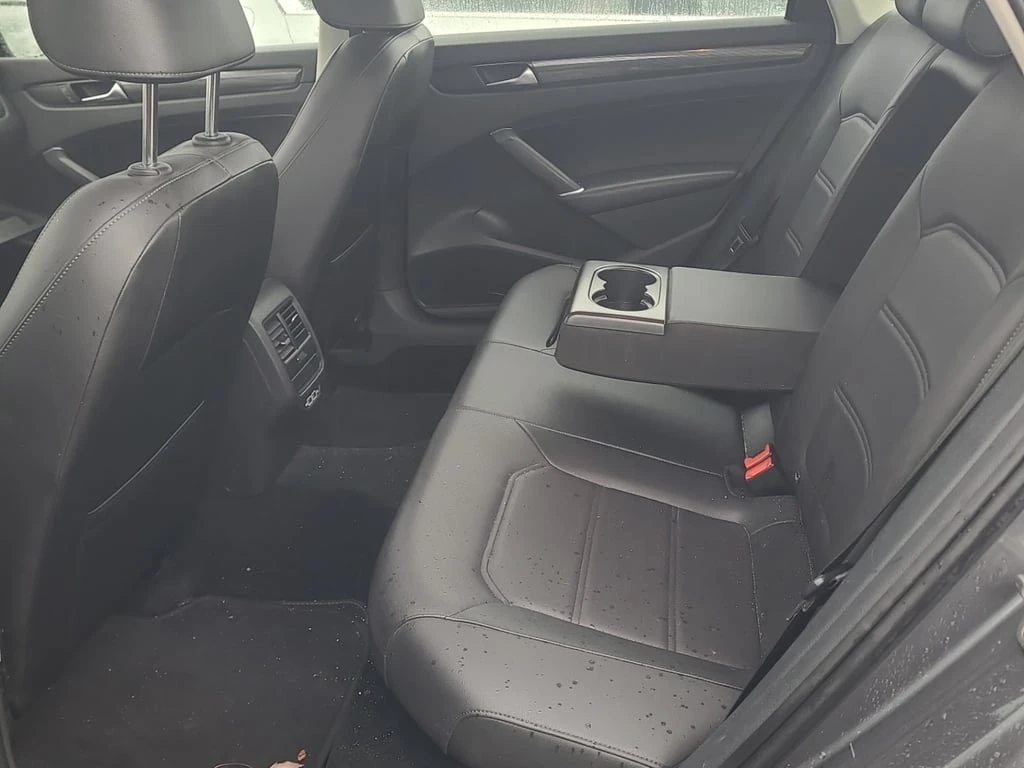 VW Passat * 4D SEDAN FWD HIGHLINE * CARFAX * ���� �� �� | Mobile.bg � ����������� 12