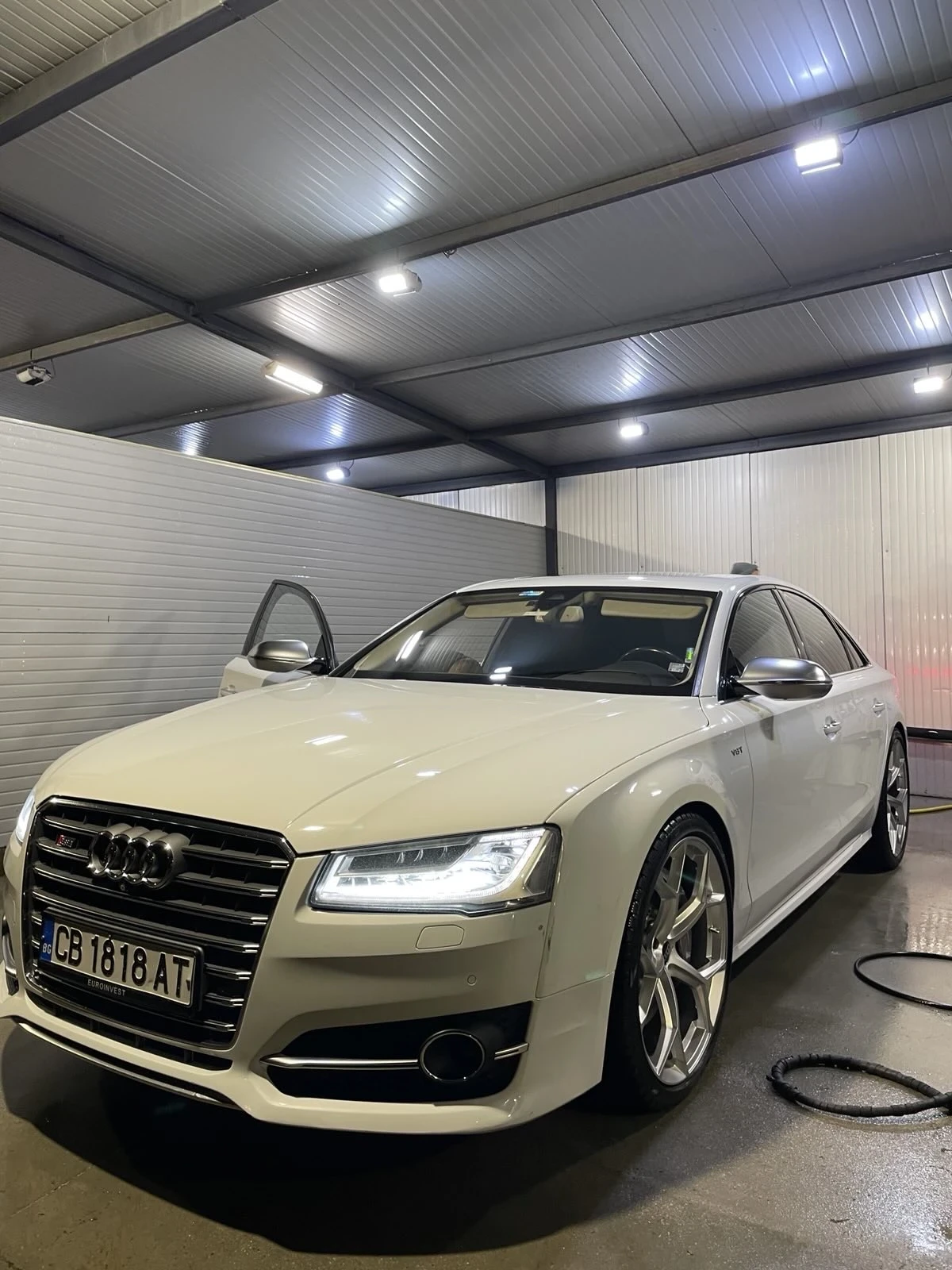 Audi S8 Audi S8 Matrix 4. 0 TFSI V8  - изображение 4