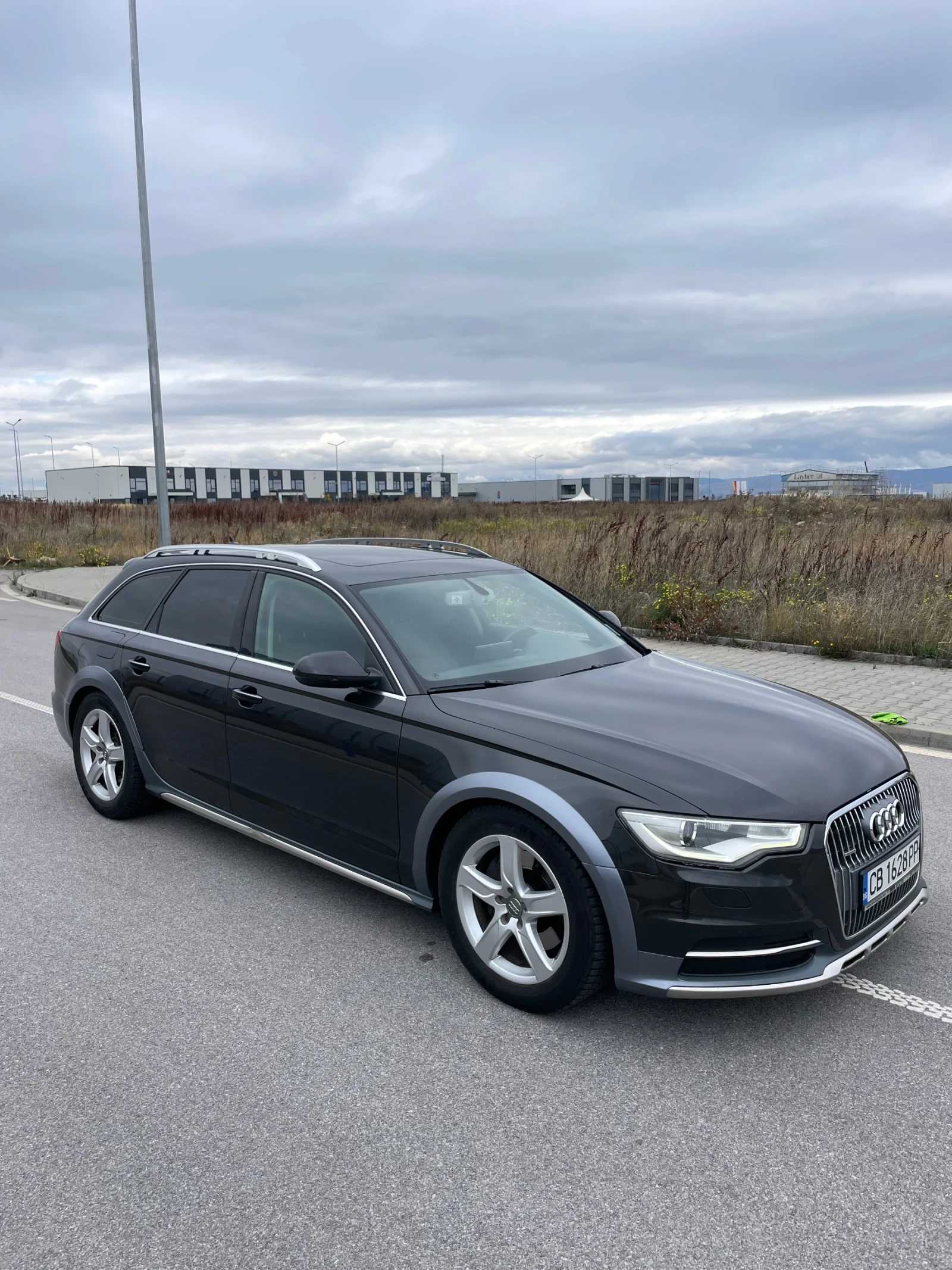 Audi A6 Allroad Tv, Panorama, Memory, Bose, снимка 3 - Автомобили и джипове - 53751369