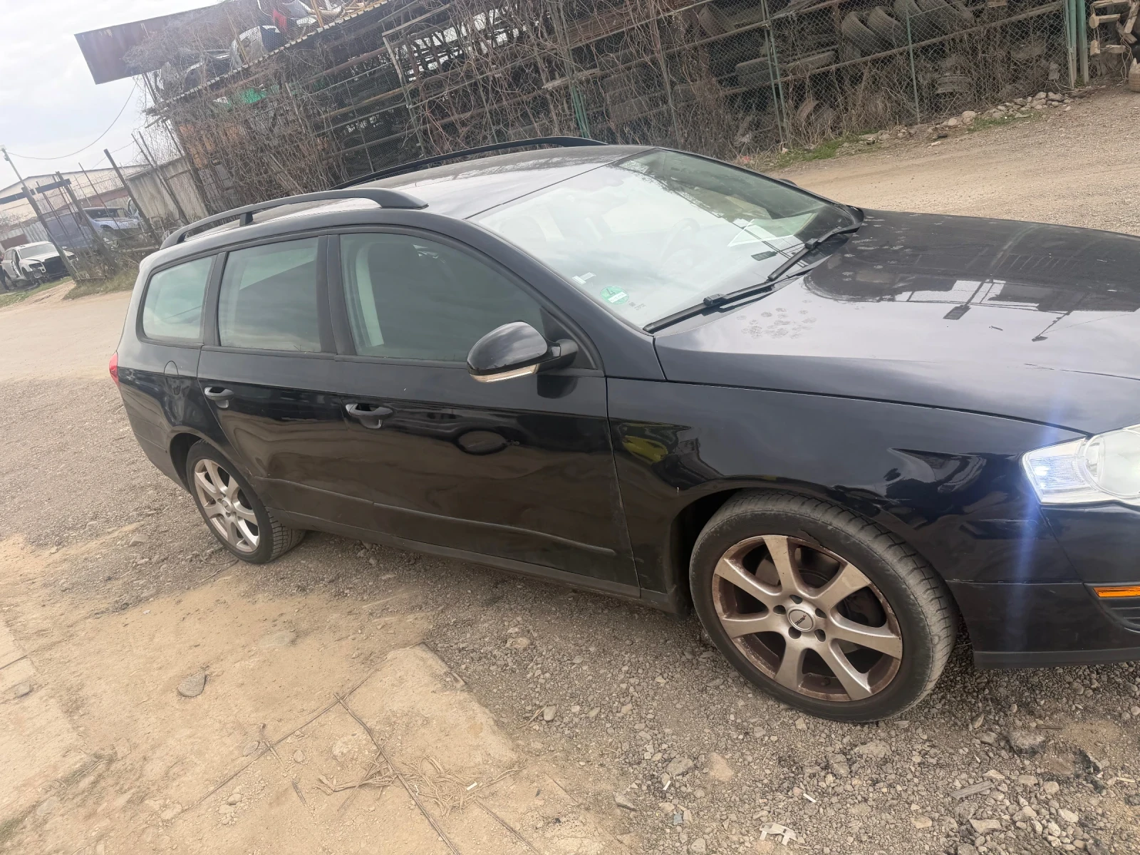 VW Passat 1.6 FSI, снимка 3 - Автомобили и джипове - 53902802