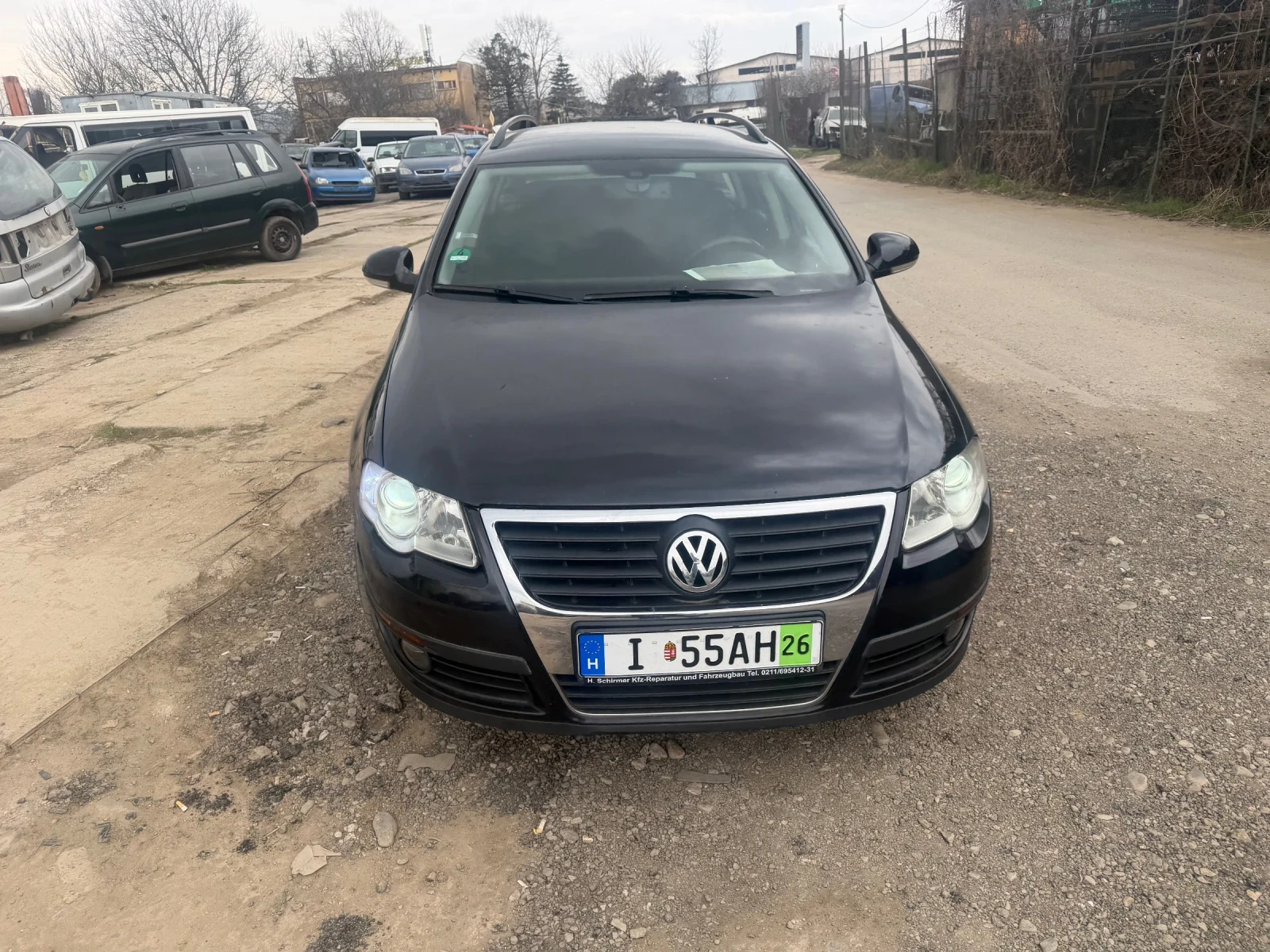 VW Passat 1.6 FSI, снимка 2 - Автомобили и джипове - 53902802