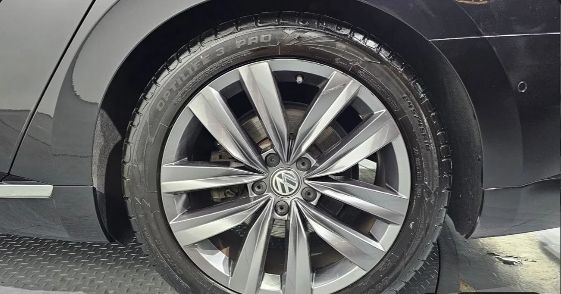 VW Arteon 2.0 TDI PREMIUM, снимка 6 - Автомобили и джипове - 54508377
