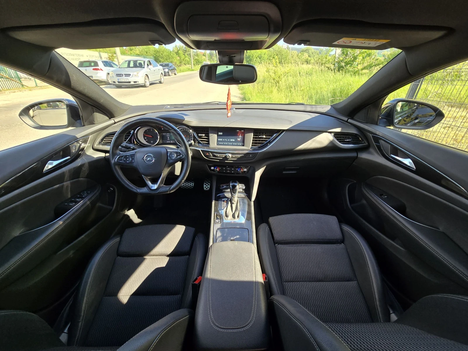 Opel Insignia 2, 0 CDTI/LED/INNOVATION/CAMERA/GERMANY/РЕАЛНИ КМ, снимка 13 - Автомобили и джипове - 54713619