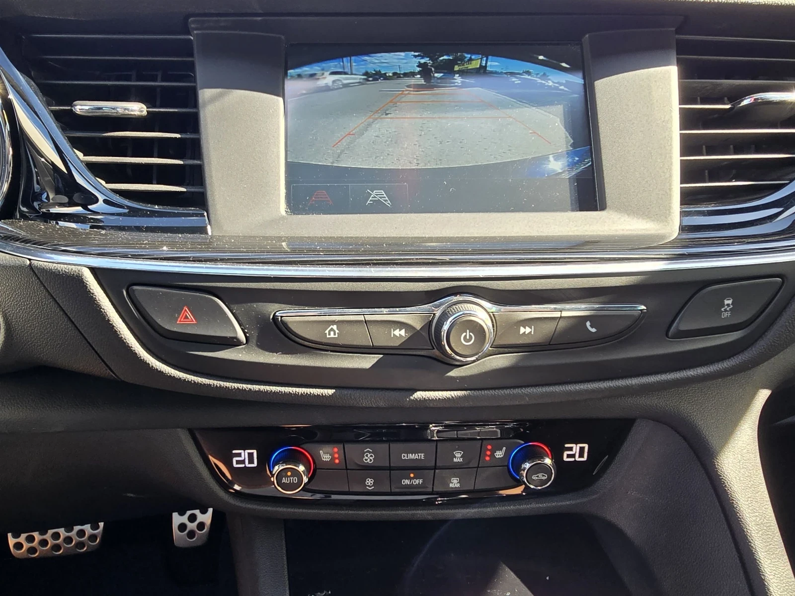 Opel Insignia 2, 0 CDTI/LED/INNOVATION/CAMERA/GERMANY/РЕАЛНИ КМ, снимка 15 - Автомобили и джипове - 54713619