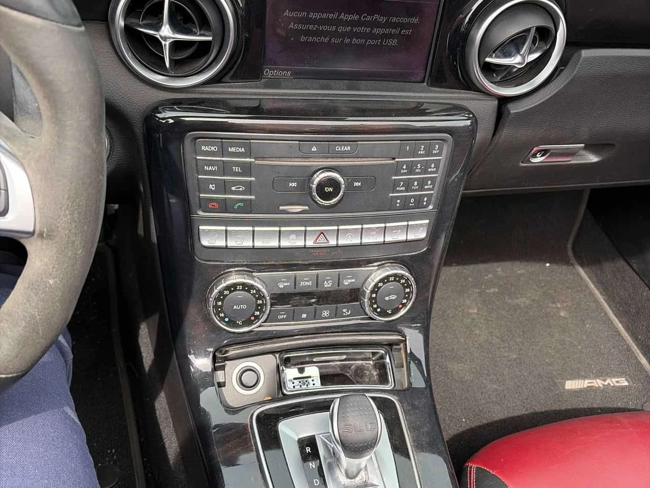 Mercedes-Benz SLC * AMG 43 * АВТОКРЕДИТ * ОТ ПРЕДСТАВИТЕЛСТВО, снимка 11 - Автомобили и джипове - 54784377