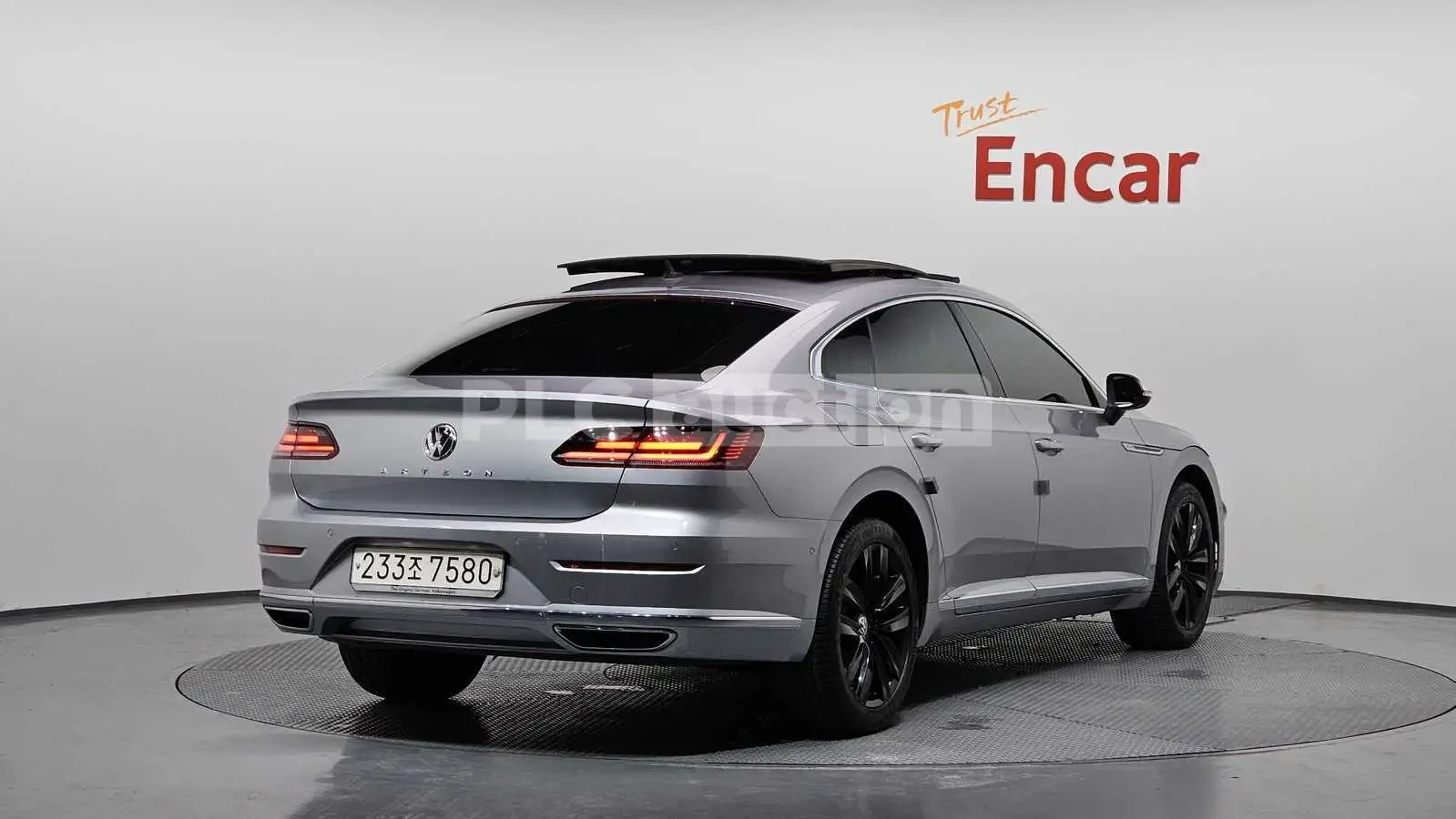 VW Arteon PRESTIGE HEAD UP/360/PANORAMA/ПОДГРЕВ/ОБДУХВАНЕ/, снимка 2 - Автомобили и джипове - 55156650