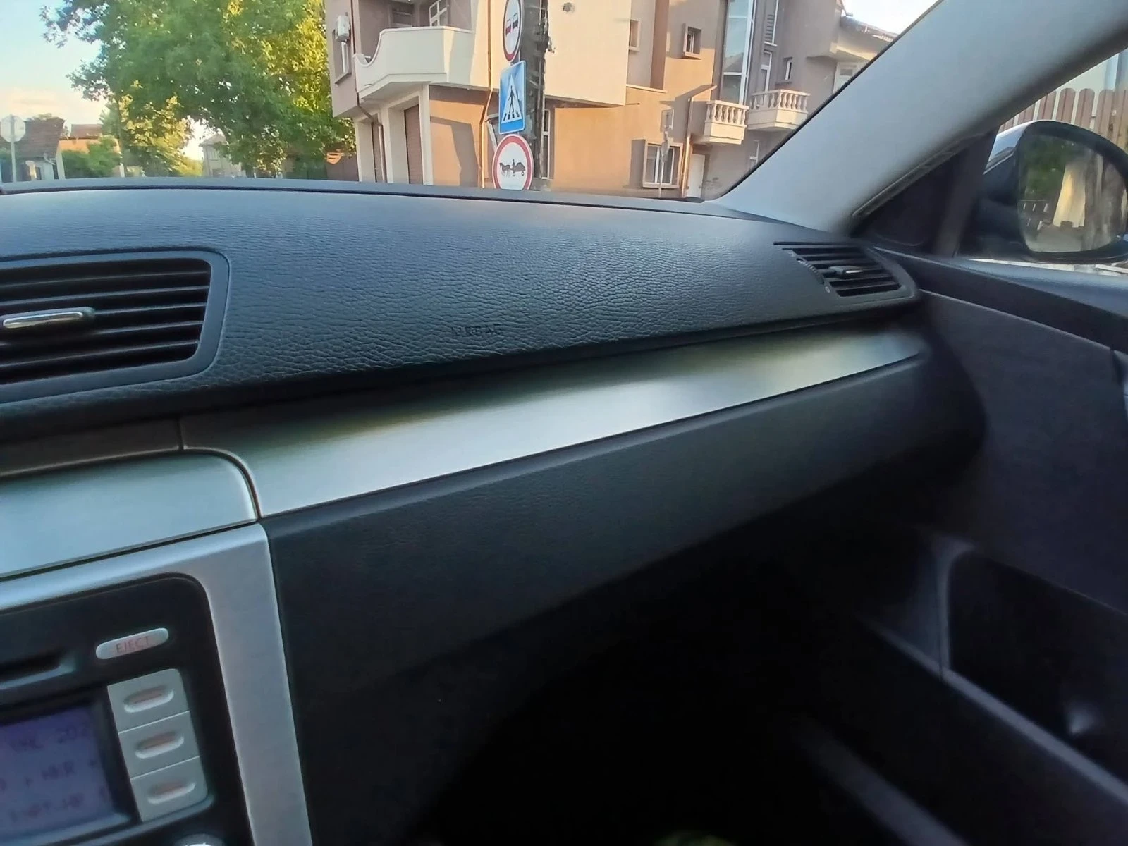 VW Passat 2.0 TDI, снимка 14 - Автомобили и джипове - 55339263