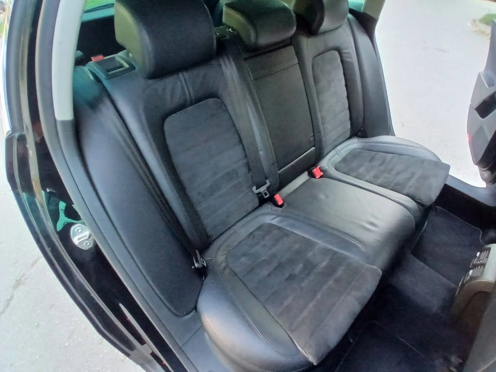 VW Passat 2.0 TDI, снимка 10 - Автомобили и джипове - 55339263