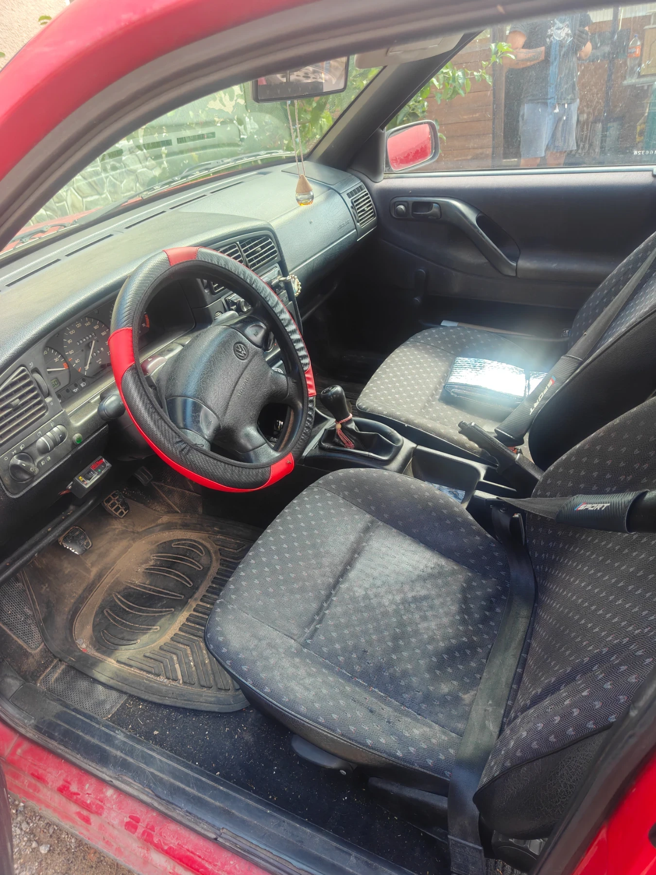 VW Passat 1.8 газ, снимка 3 - Автомобили и джипове - 55415028