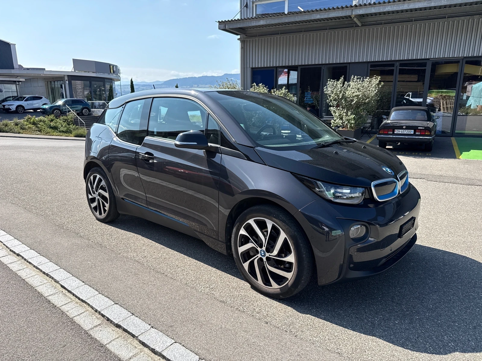 BMW i3 Очакван внос от Щвейцария , снимка 2 - Автомобили и джипове - 55629595
