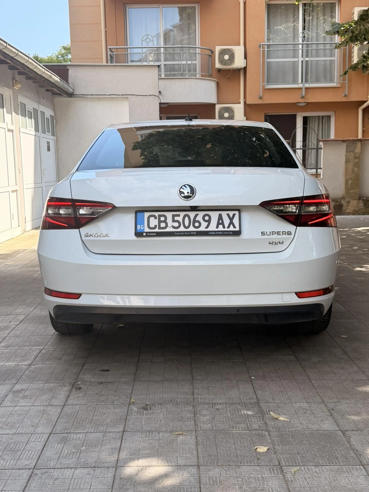 Skoda Superb L&K 4х4, снимка 6 - Автомобили и джипове - 55799672