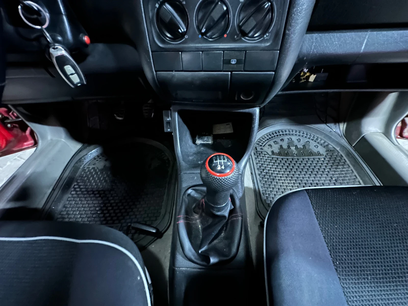 VW Golf Централно заключване , снимка 10 - Автомобили и джипове - 55849960