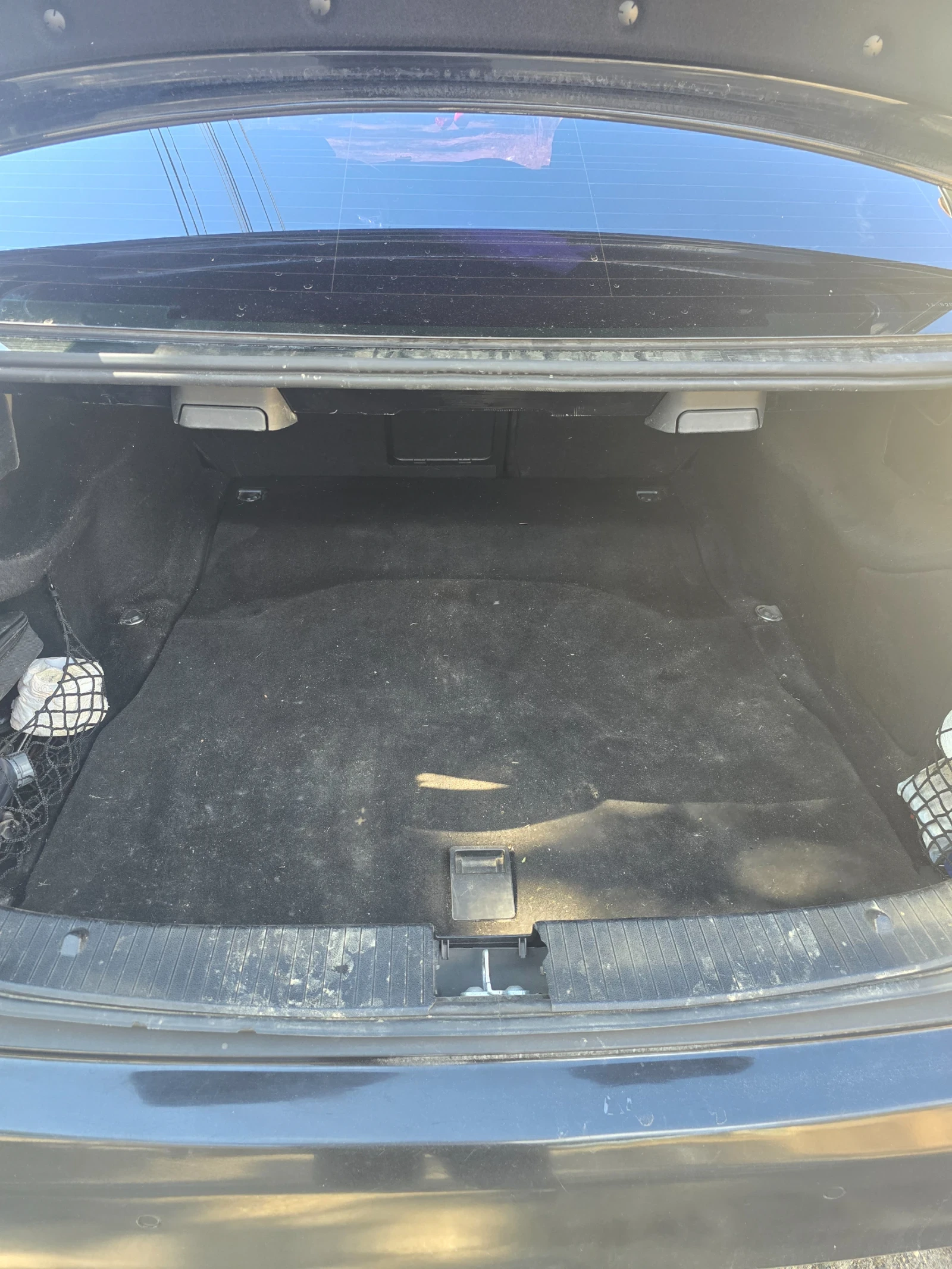 Mercedes-Benz E 200, снимка 10 - Автомобили и джипове - 56416651